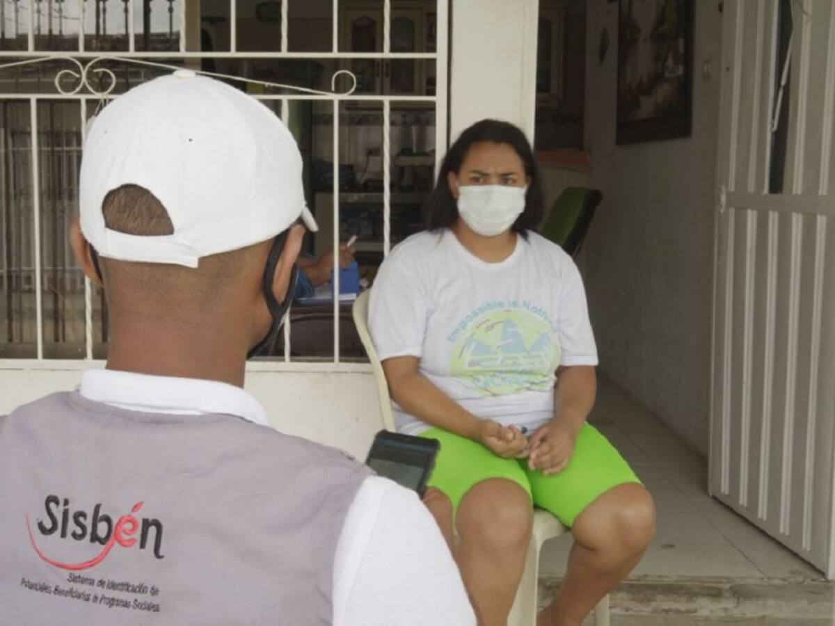 Inescrupulosos están cobrando dinero para tramitar servicios del Sisbén IV