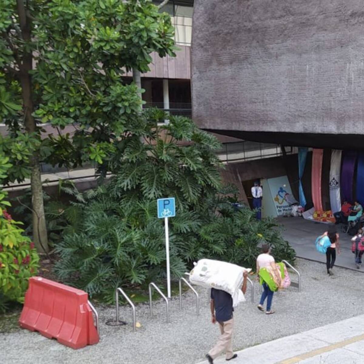 Personería de Medellín presenta retrasos en atención por brote de COVID-19
