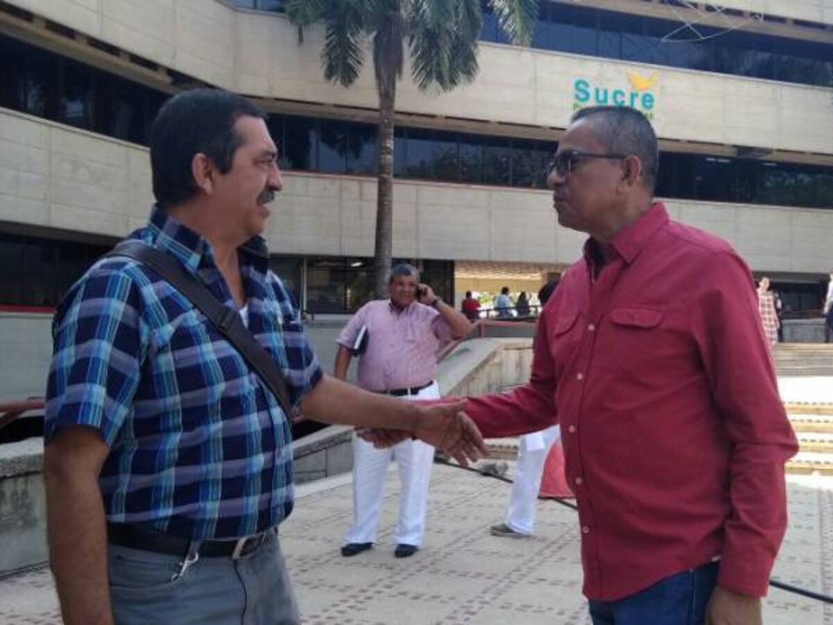 Por error les pagan doble a docentes y otros trabajadores de Sucre