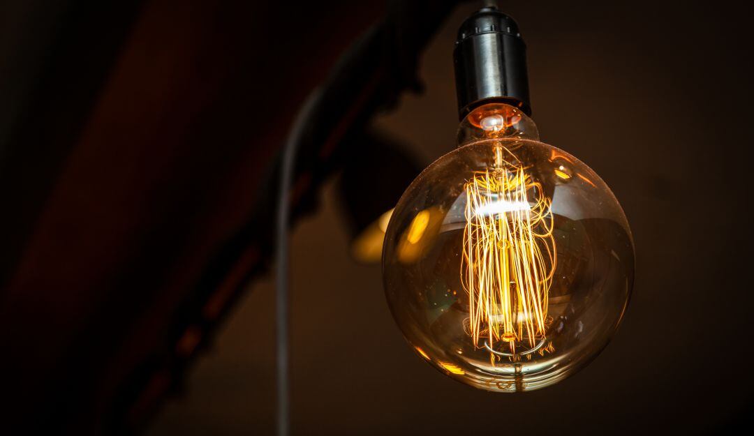 Programese con los cortes de electricidad, este 20 de mayo, en Bogotá. 