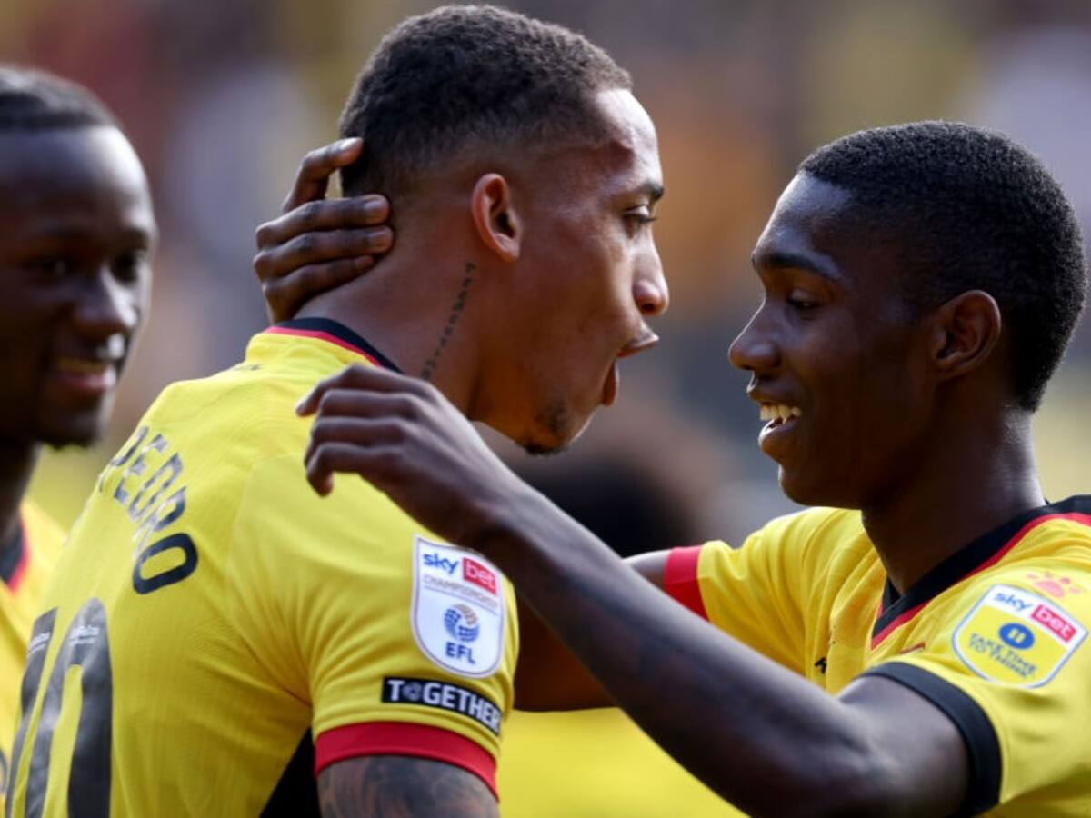 Yaser Asprilla marcó su primer golazo en Inglaterra, pero sufrió preocupante lesión