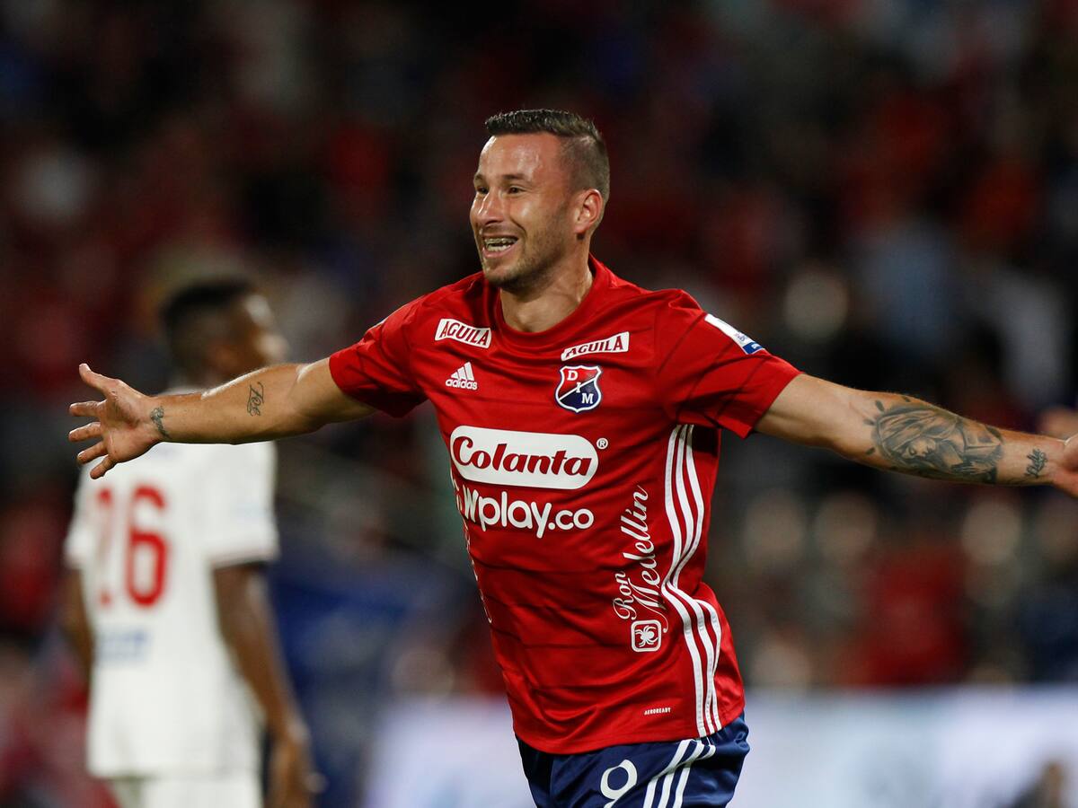 Medellín aprovecha tropiezo de Águilas y asume liderato del Grupo B