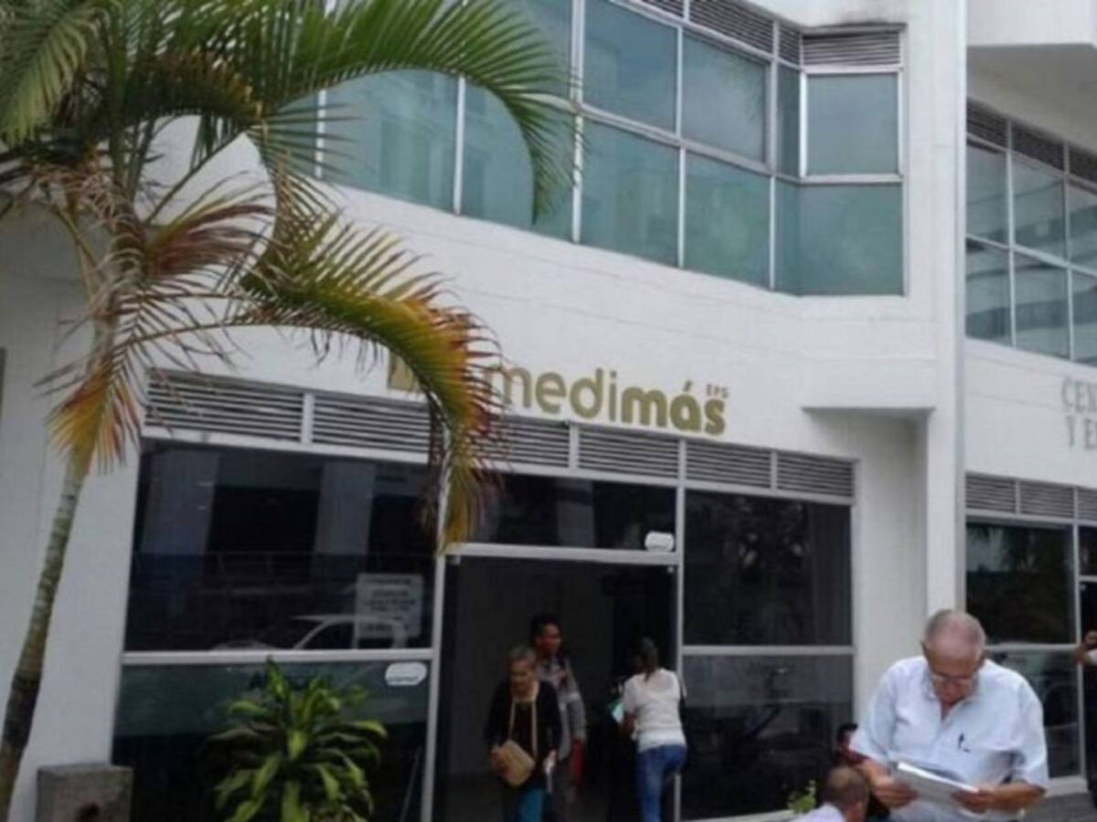 Medimás atendió caso de usuario que se encadenó a sede en Armenia