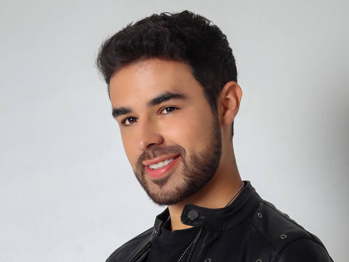 Joan Tanok fusiona ritmos del pop en sus canciones