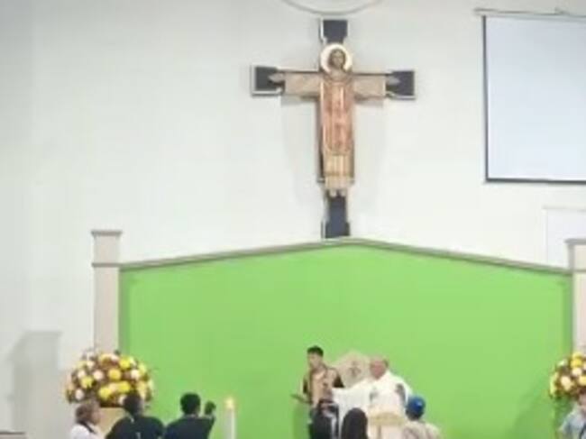 Pánico durante misa en el sur de Bogotá: jóvenes armados irrumpieron en una iglesia de Kennedy