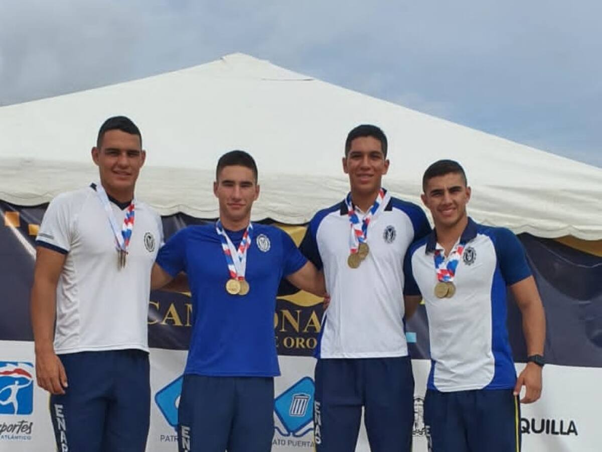 Escuela Naval de Cadetes, primer puesto en la general de campeonato de natación