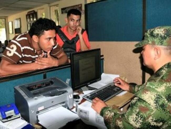Alertan sobre estafadores que ofrecen libretas militares en Cundinamarca