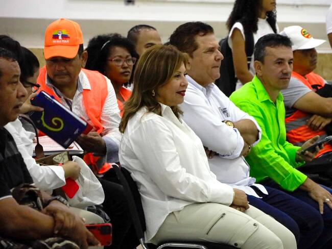 Alcaldesa de Turbaco anuncia construcción de vía alterna para no pagar peaje