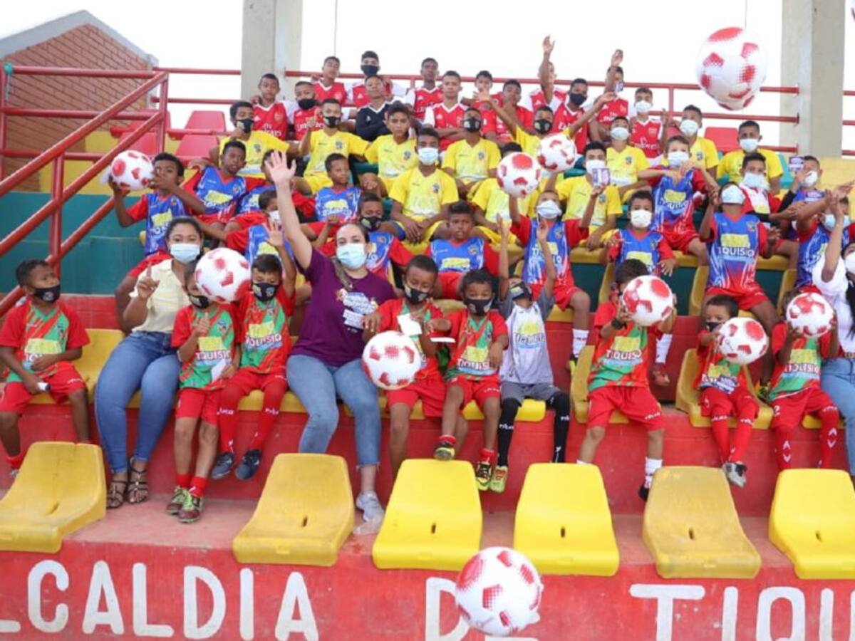 Niños de Tiquisio recibieron talleres para prevenir situaciones de riesgo