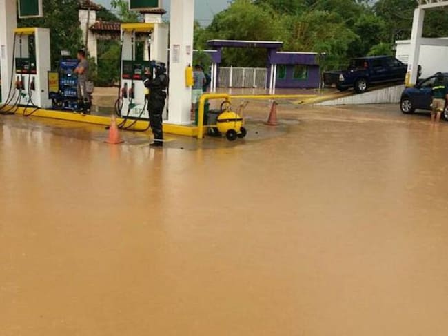 Lluvias afectan el municipio de Carmen de Apicalá