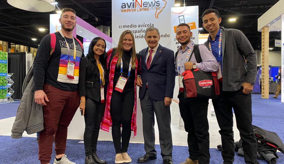 Estudiantes tolimenses en el Congreso Mundial de Avicultura