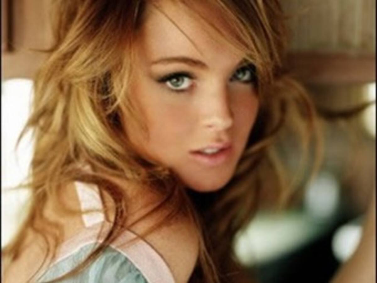 La actriz Lindsay Lohan sale de prisión e ingresa en centro de rehabilitación