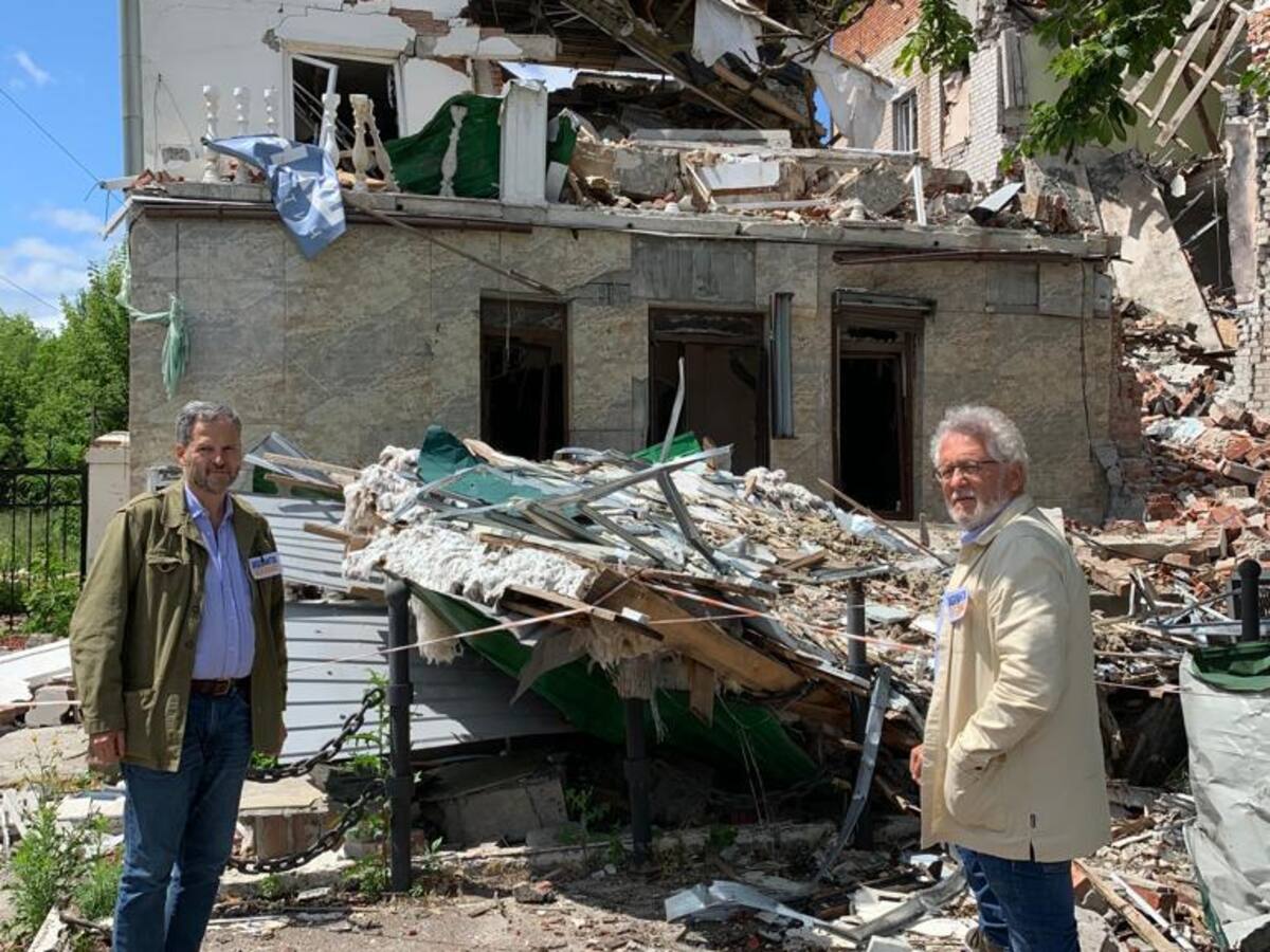 Sergio Jaramillo y Héctor Abad narran en 6AM el horror de la guerra desde Ucrania
