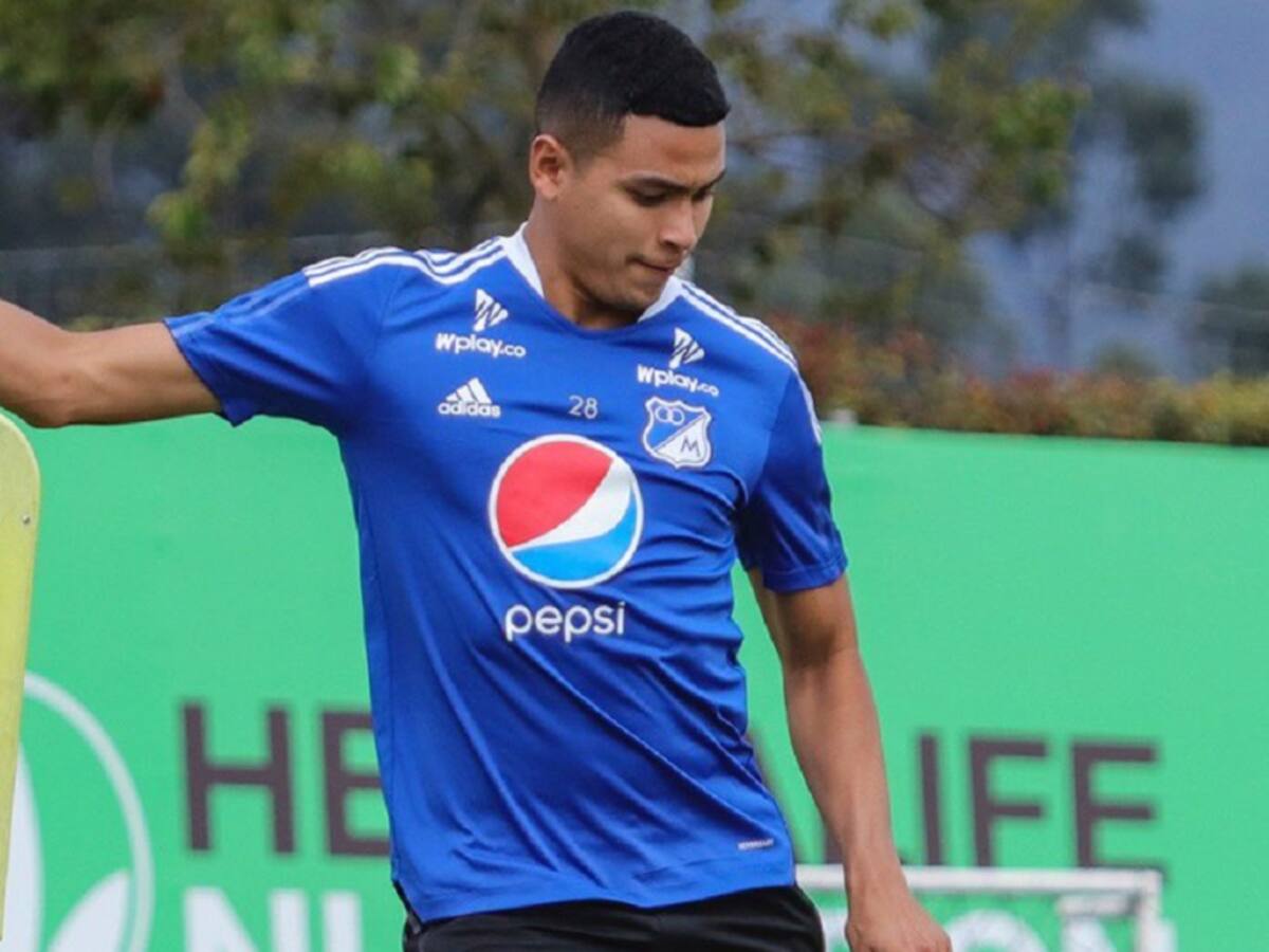 ¿Cuánto tiempo estaría Stiven Vega fuera de las canchas?