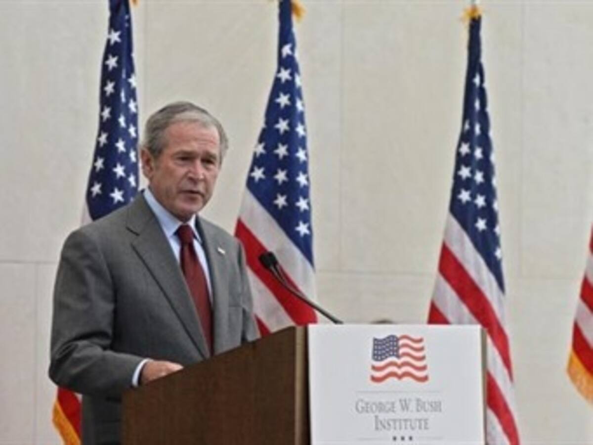 Expresidente de EE.UU. George W. Bush fue operado del corazón