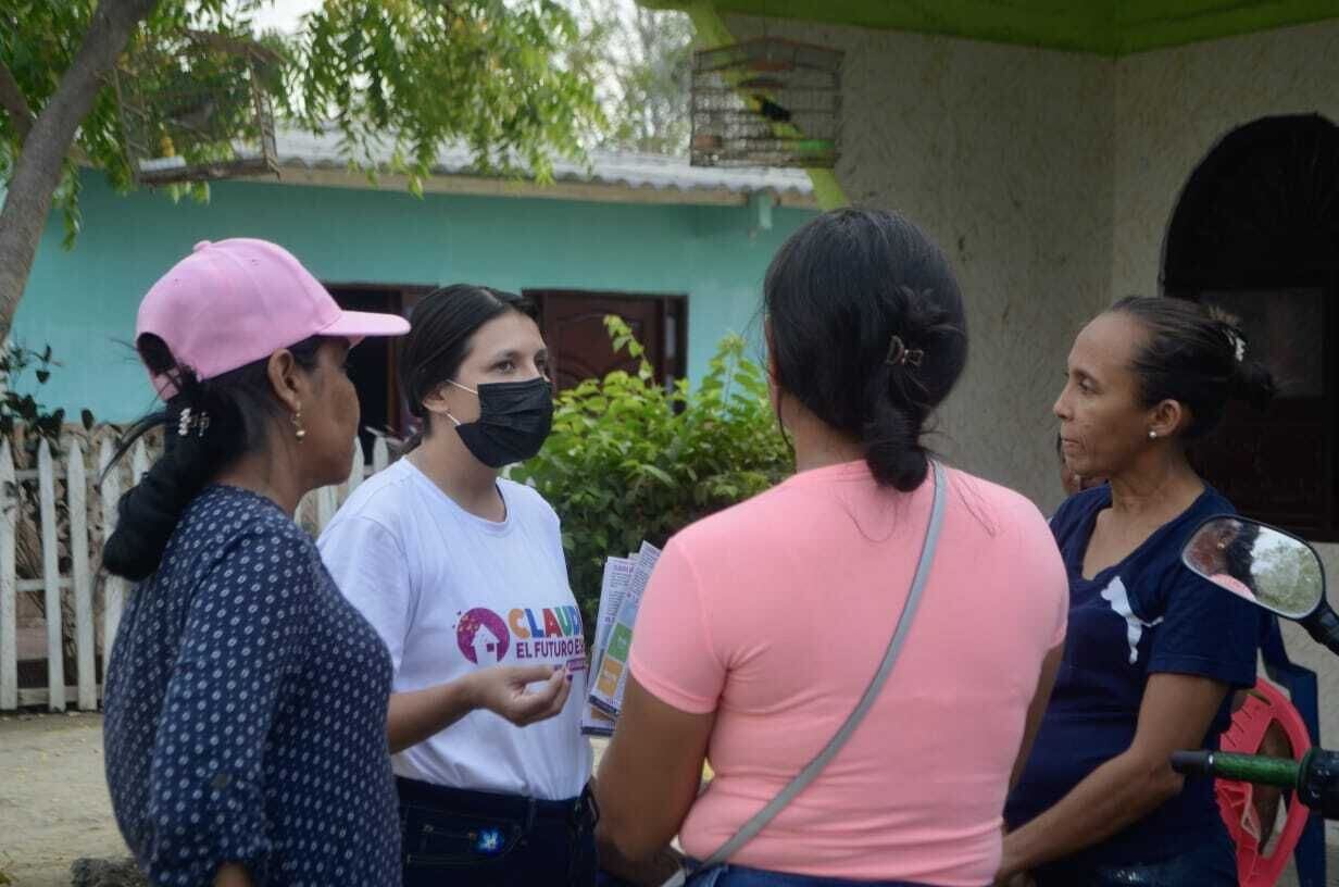 Recorrido político/ Claudia Vázquez