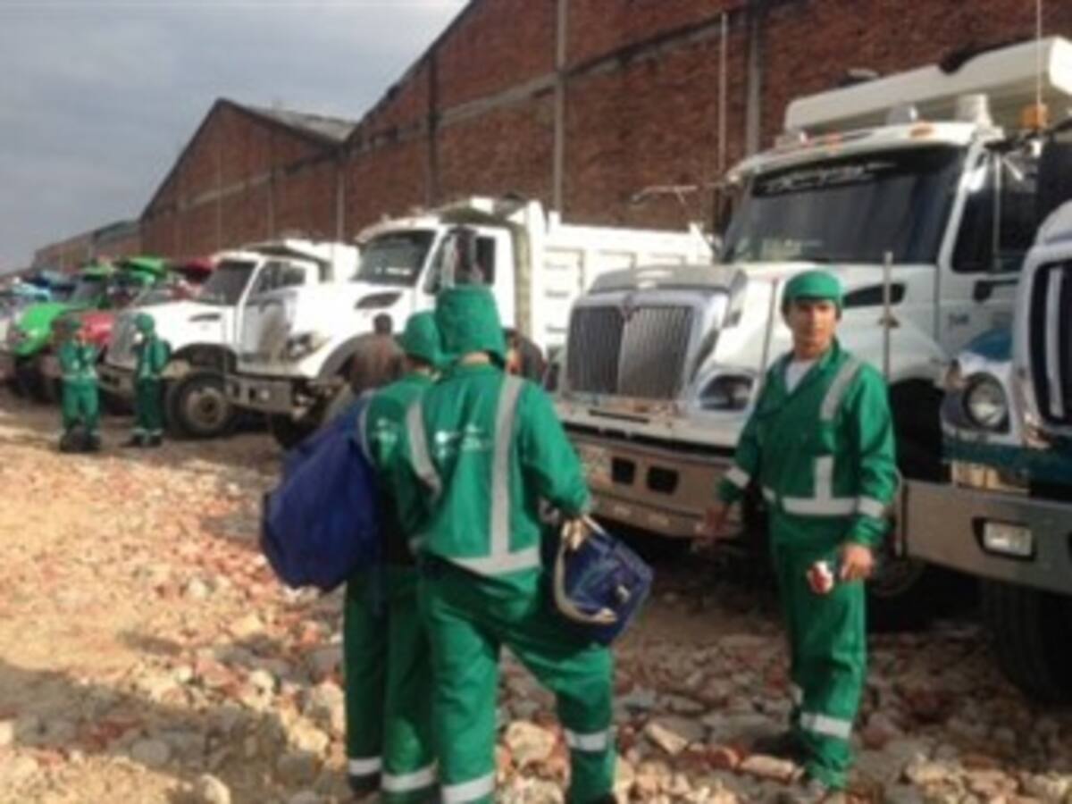 Acueducto pidió vehículos en arriendo a empresa privada de aseo