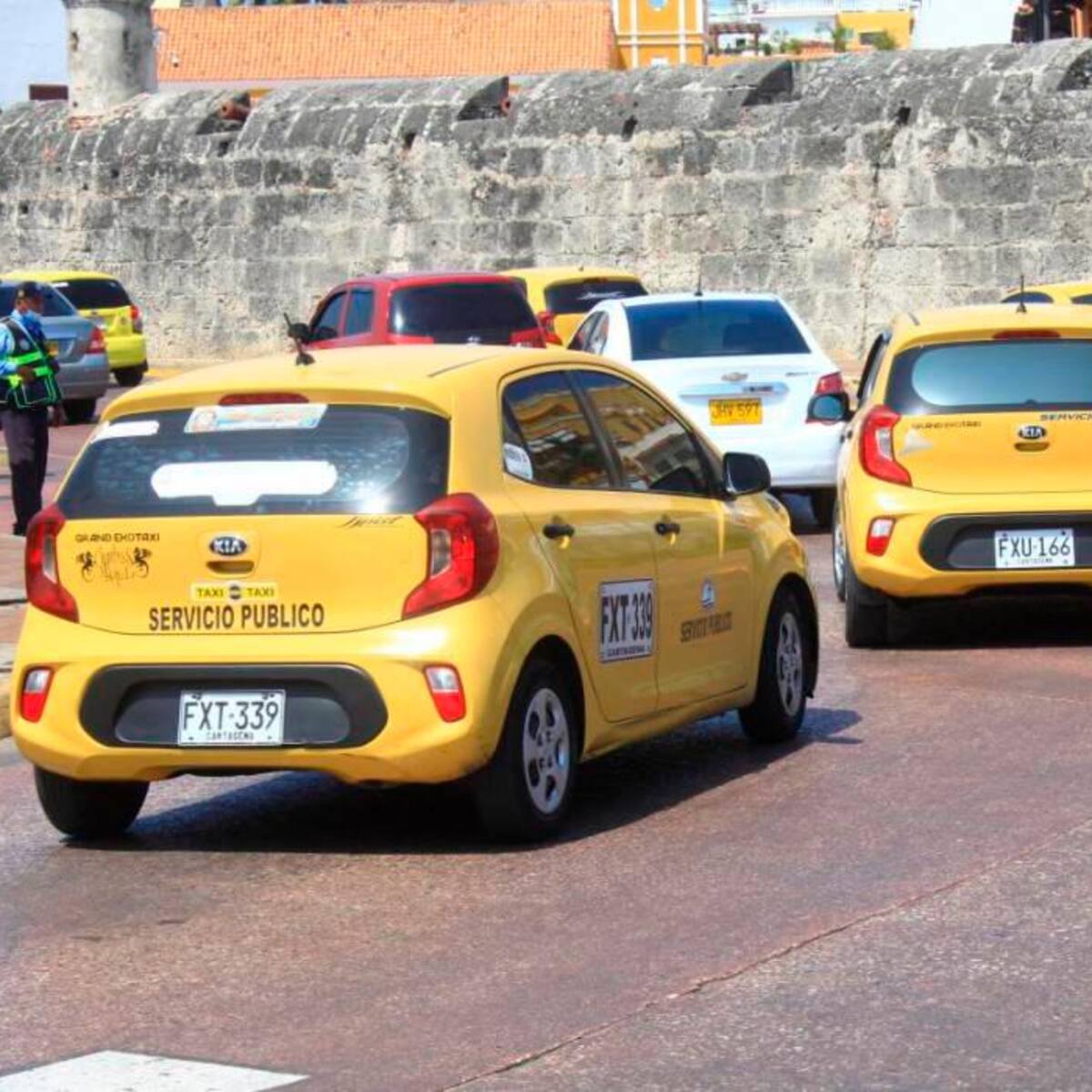 Cambia rotación de pico y placa para taxis en Cartagena