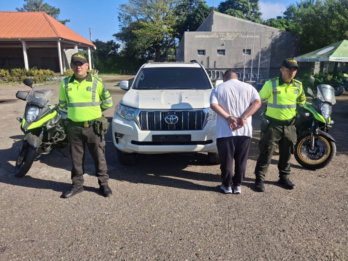 En Bolívar hallaron vehículo que aparecía con reporte de hurto en Medellín