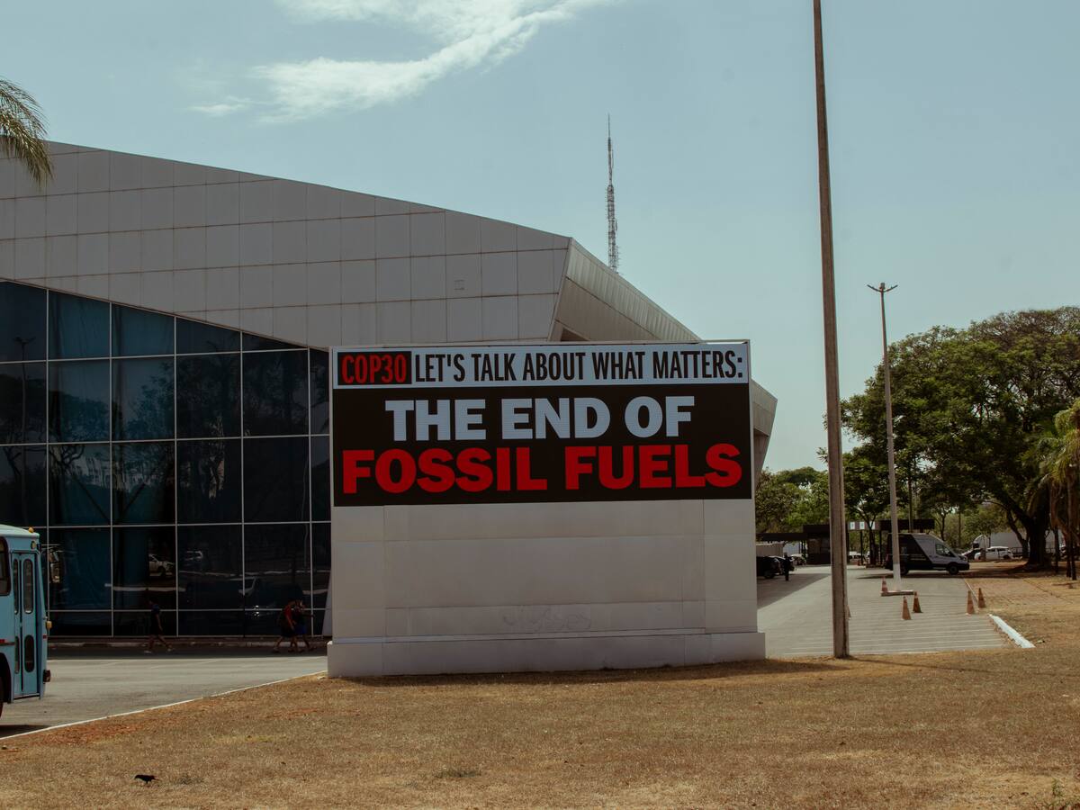 Inicia la Pre-COP en Brasilia, marcada por un llamado urgente a poner fin a los combustibles fósiles