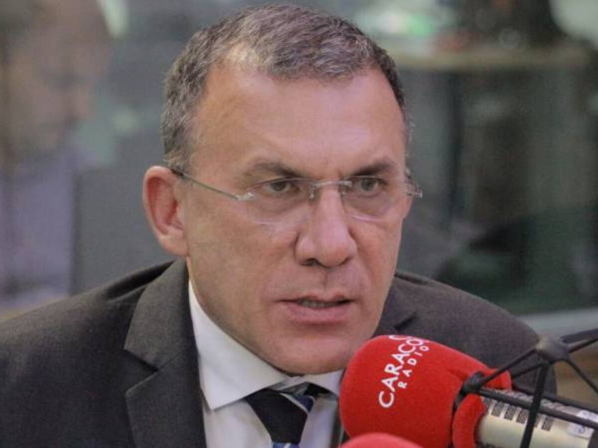 Hay maniobra dilatoria a la reforma política en la Cámara: Roy Barreras