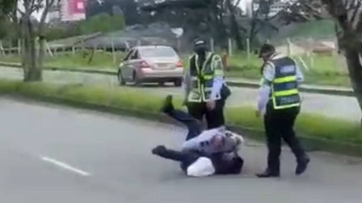 Motociclista fue capturado por presuntamente agredir a agente de tránsito