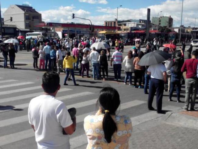 Manifestaciones en contra de habitantes de calle provocan trancones en Bogotá