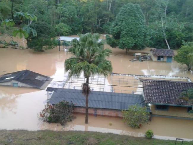 Las lluvias tienen en alerta roja a cinco municipios de Antioquia