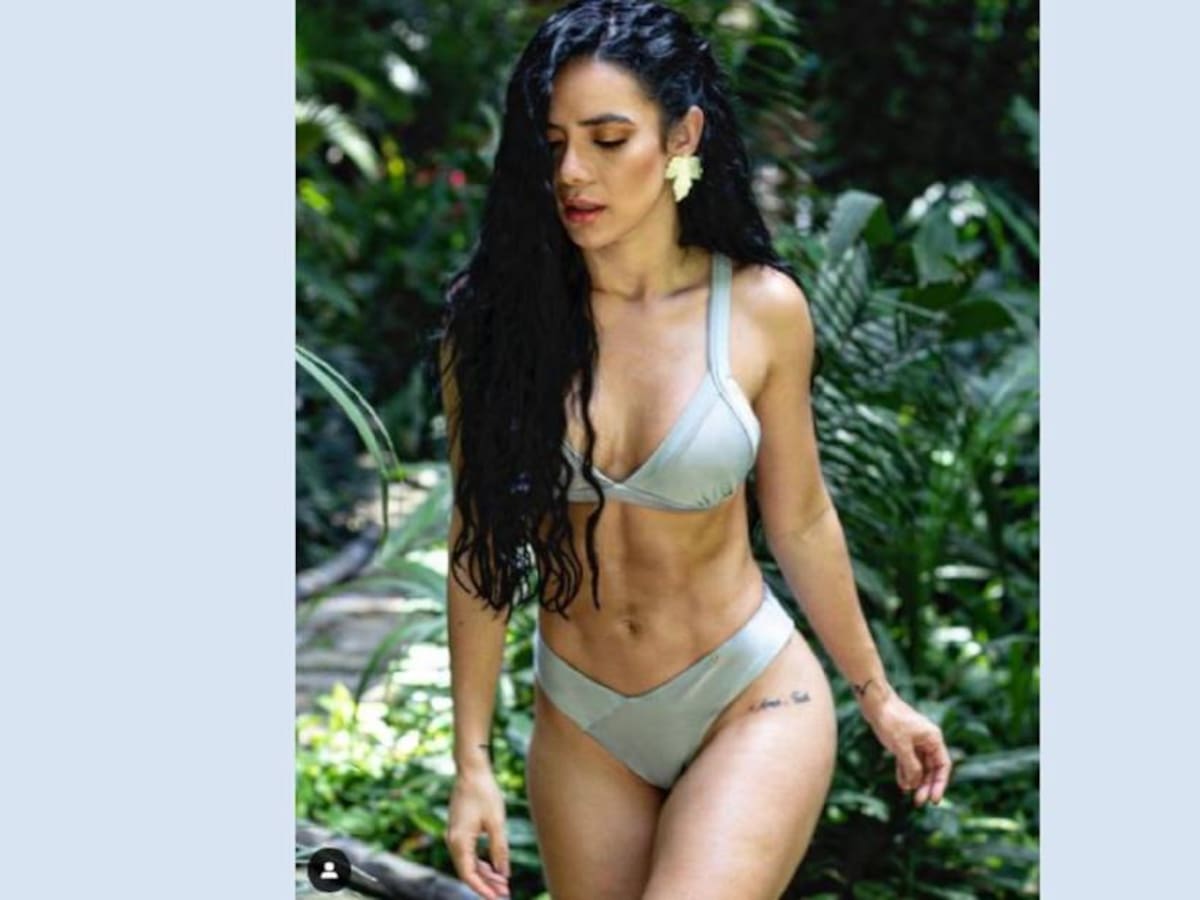 "Ser tan churra debería ser pecado": a Elianis Garrido al mostrar cuerpazo en bikini