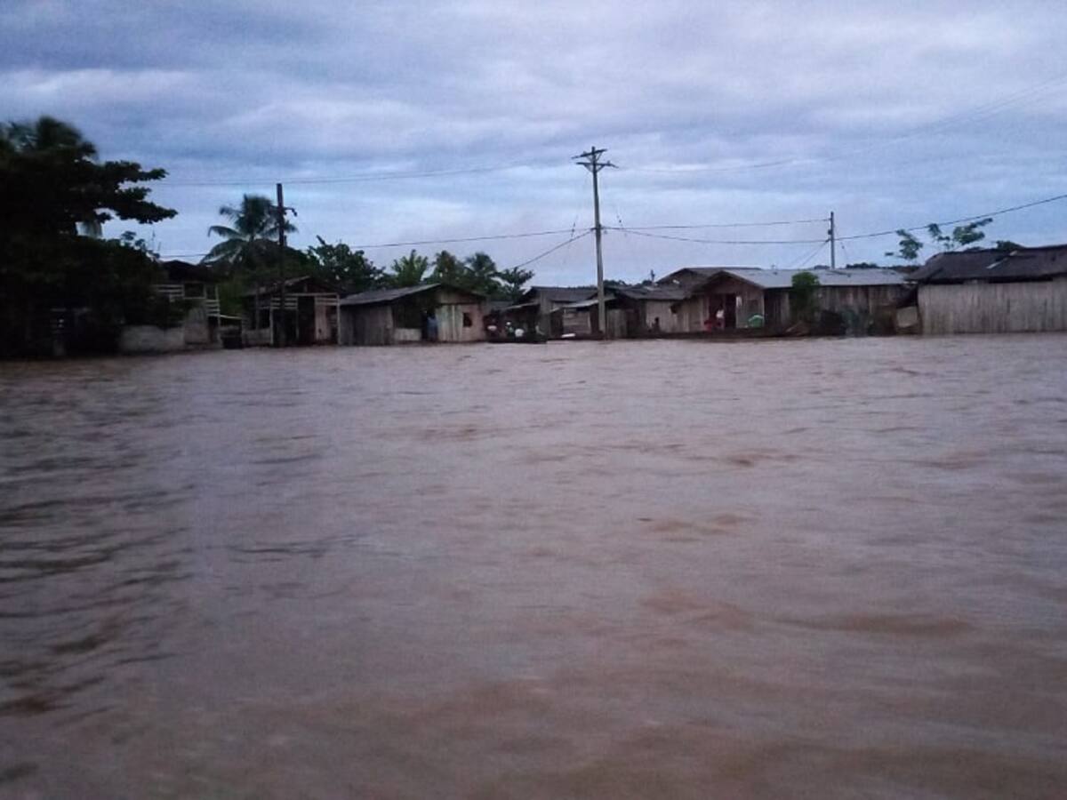 Inundaciones y casas destruidas en Vigía del Fuerte dejan unas 350 familias afectadas