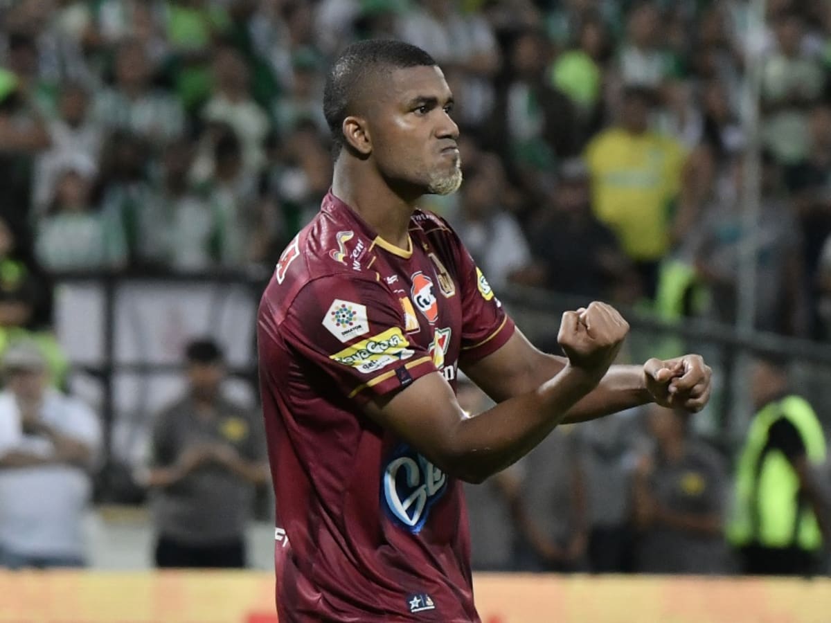 Crece el lío entre Danovis Banguero y Tolima por su contrato