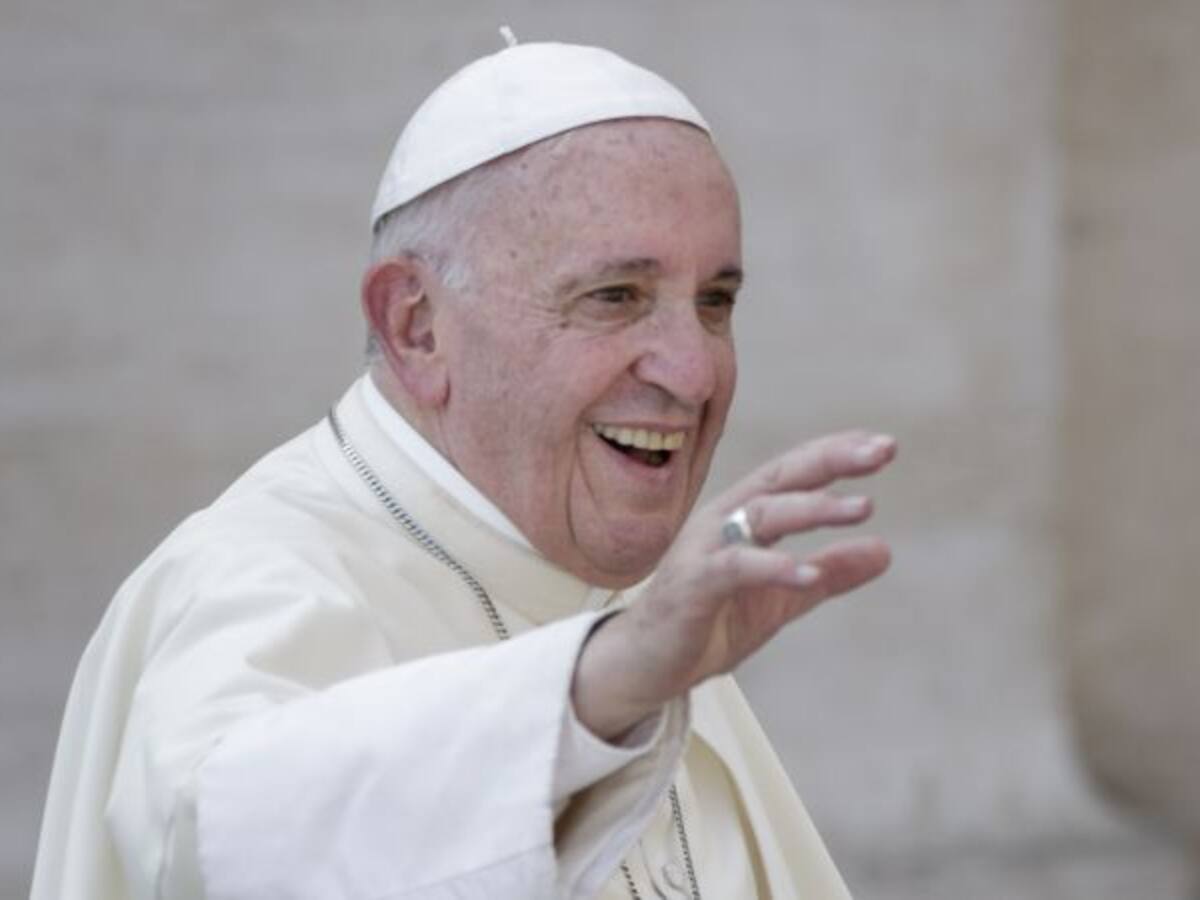 Con el #ModoPapa podrá activar en Twitter el emoji oficial de la visita