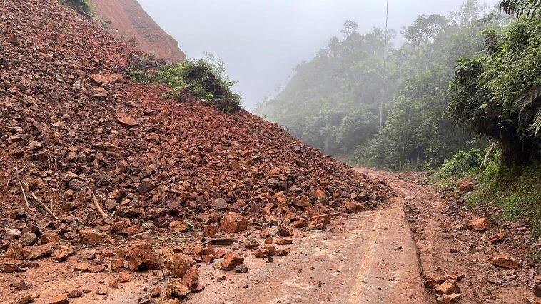 Derrumbes en las vías de Antioquia. Foto: cortesía.