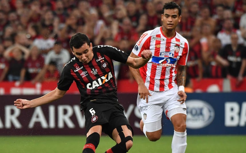 Athletico Paranaense y Junior en la final de la Copa Sudamericana 2018 / Getty Images