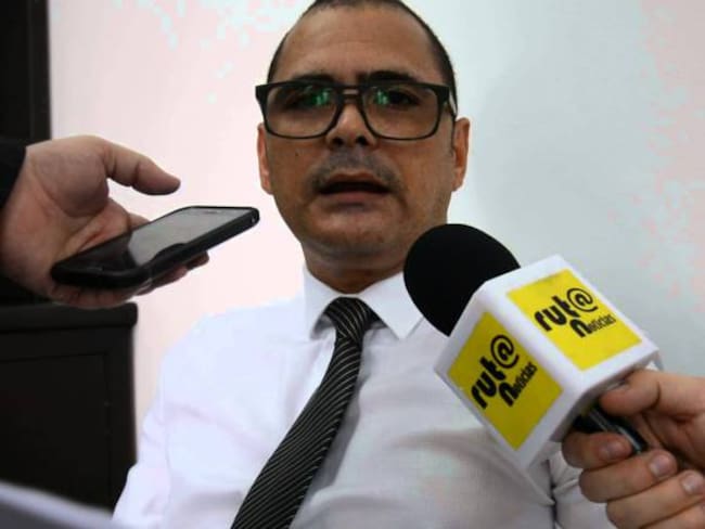 Crece polémica por cirugía estética al Contralor de Antioquia en Hospital La María