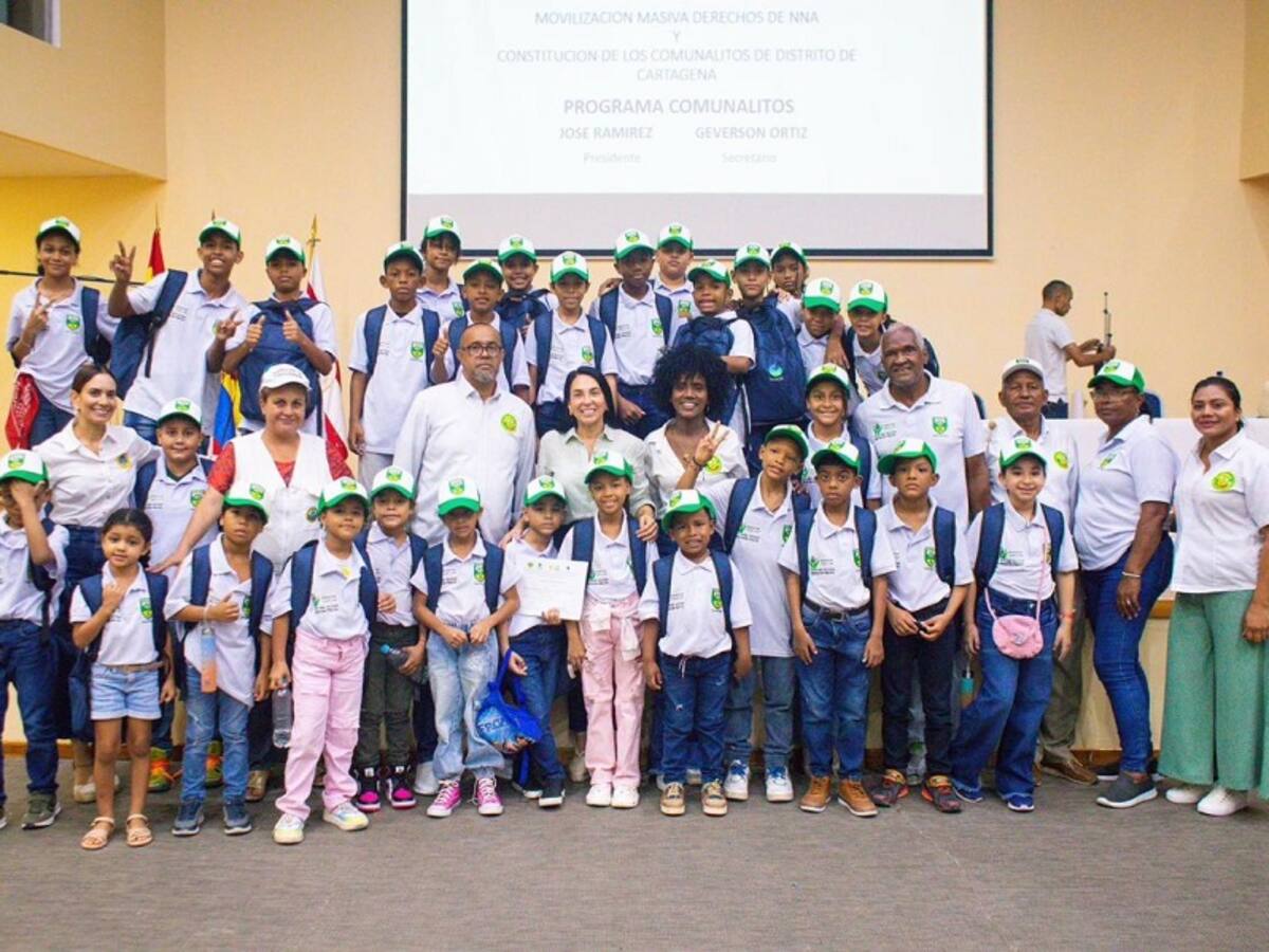 327 niños de Cartagena se graduaron como comunalitos para ser los próximos líderes