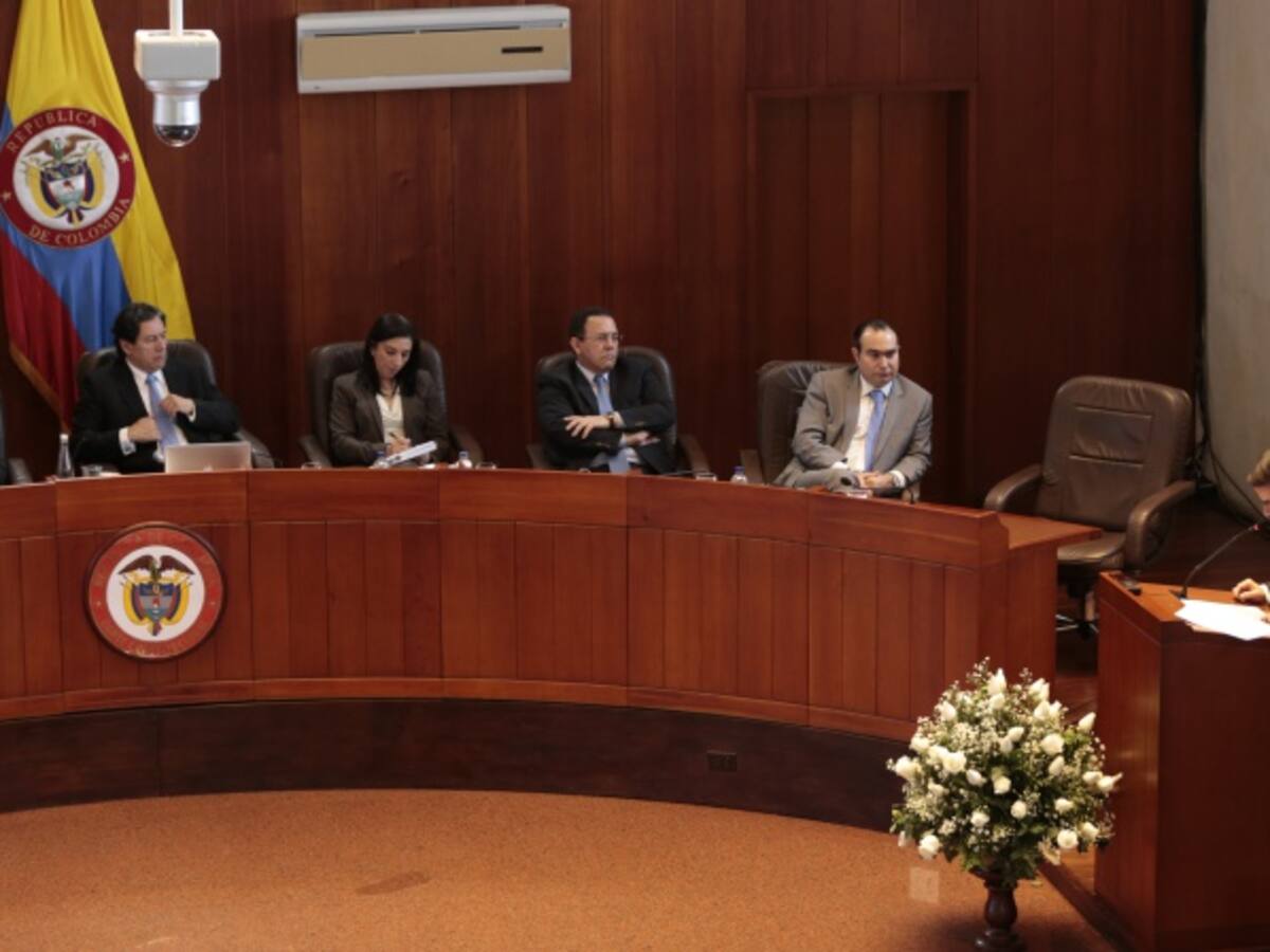 Corte escogió reemplazo provisional de Mauricio González Cuervo