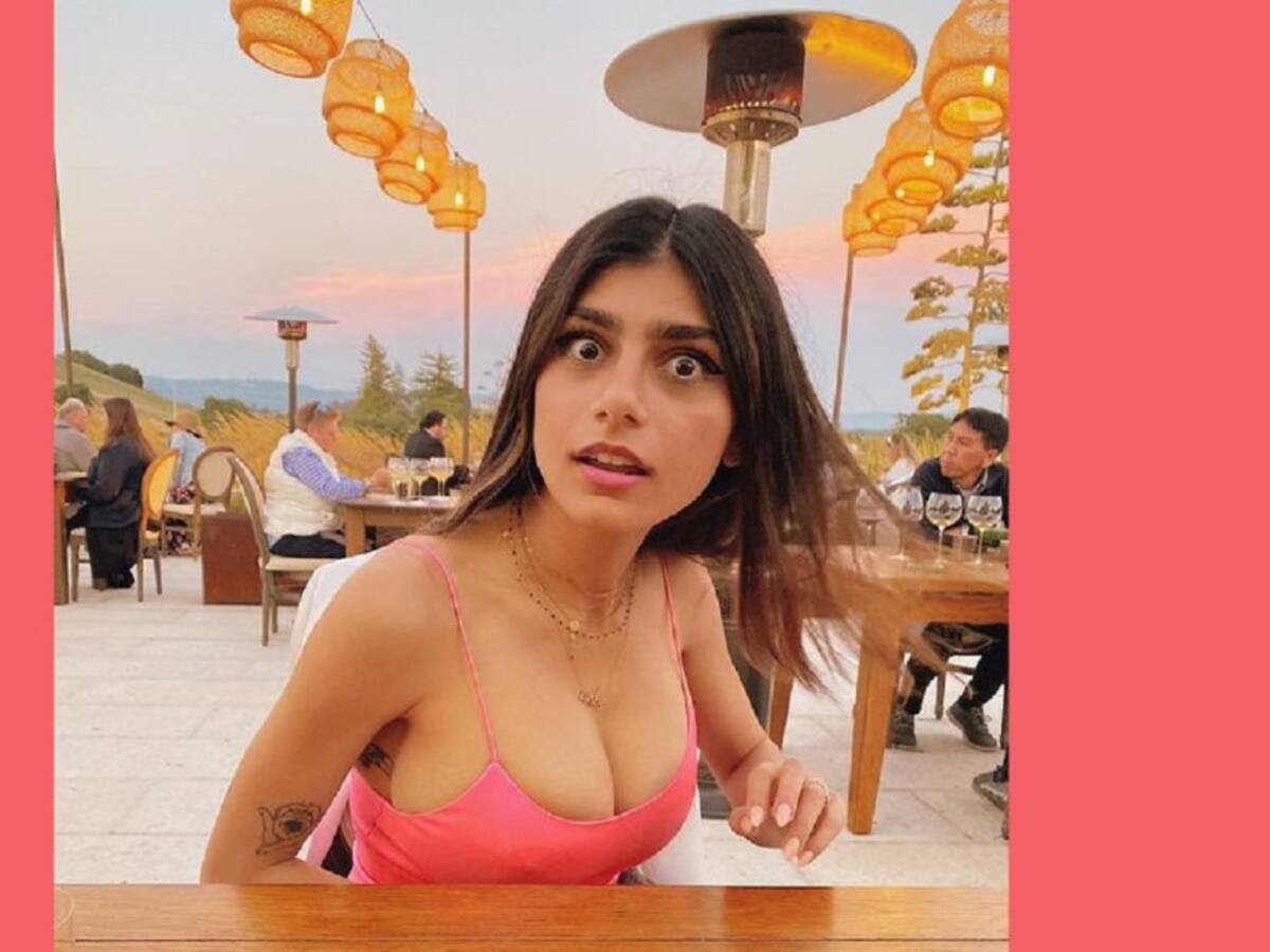 "Cuidado se le sale algo": a Mia Khalifa por foto en pequeño sostén