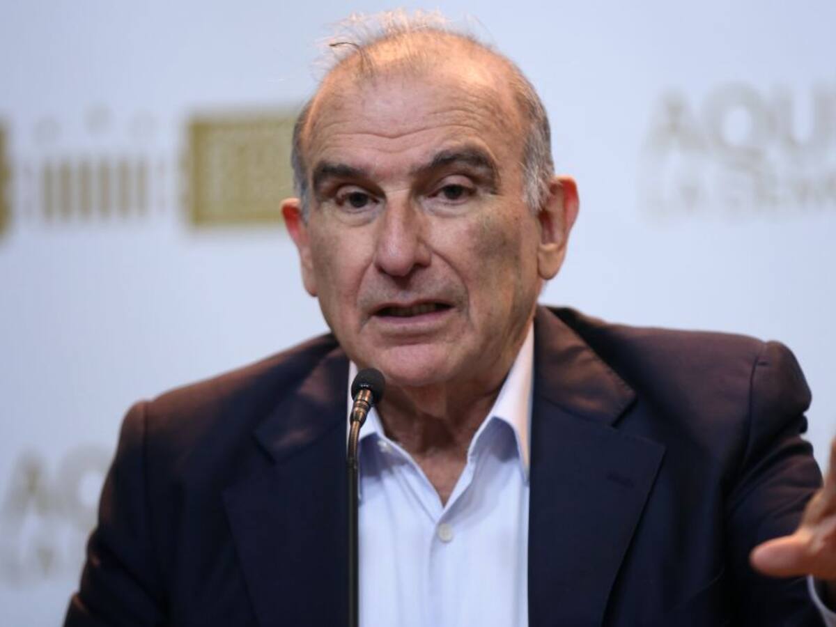 Informe Comisión de la verdad: De la Calle lamentó ausencia de Duque