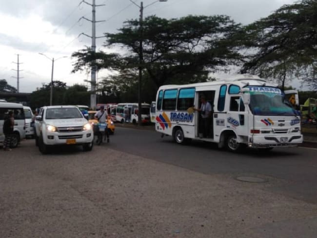 Aumento de las tarifas de servicios de transporte públicos