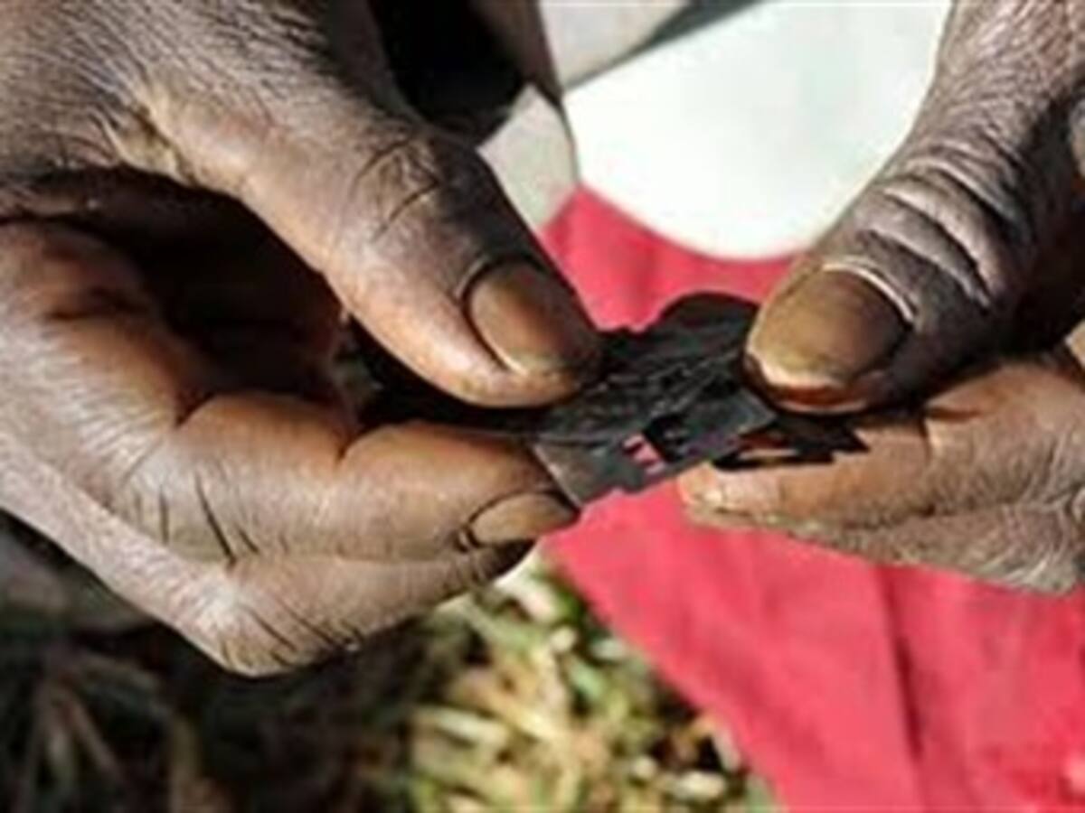 Contraloría critica al Gobierno por no combatir la ablación genital