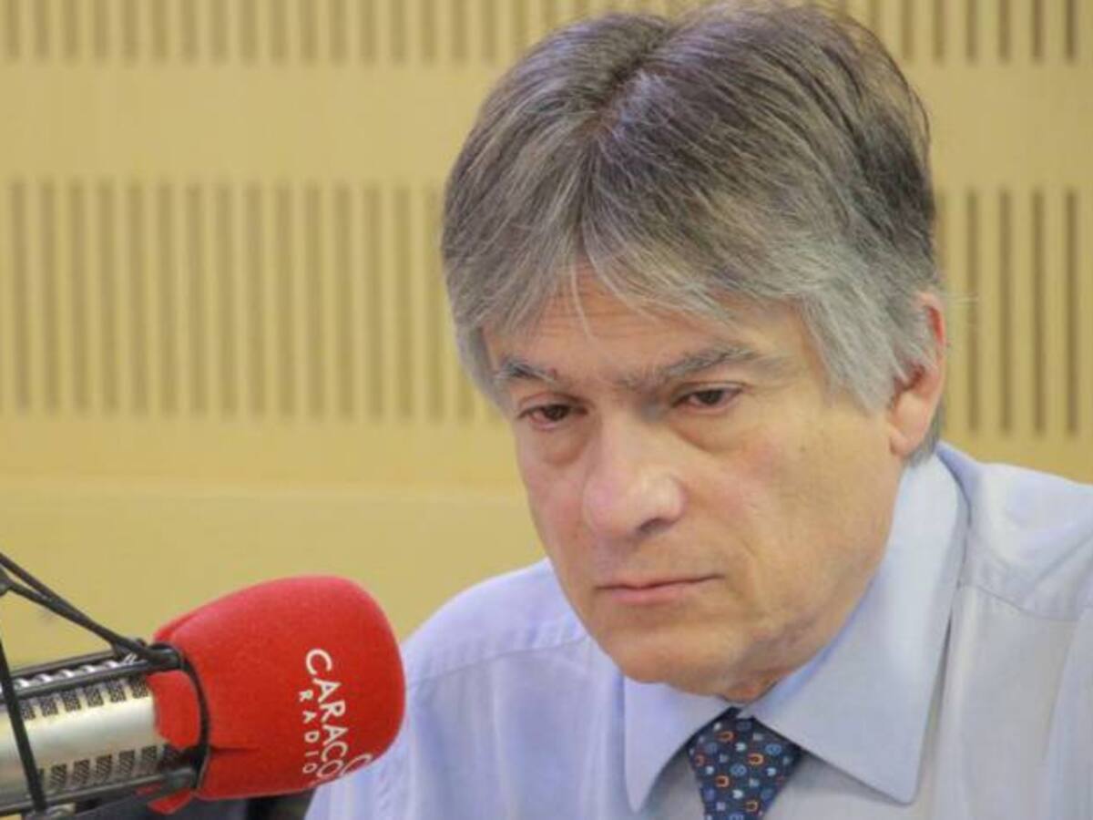 Remezón en la Policía, pequeño pero importante: Bejarano