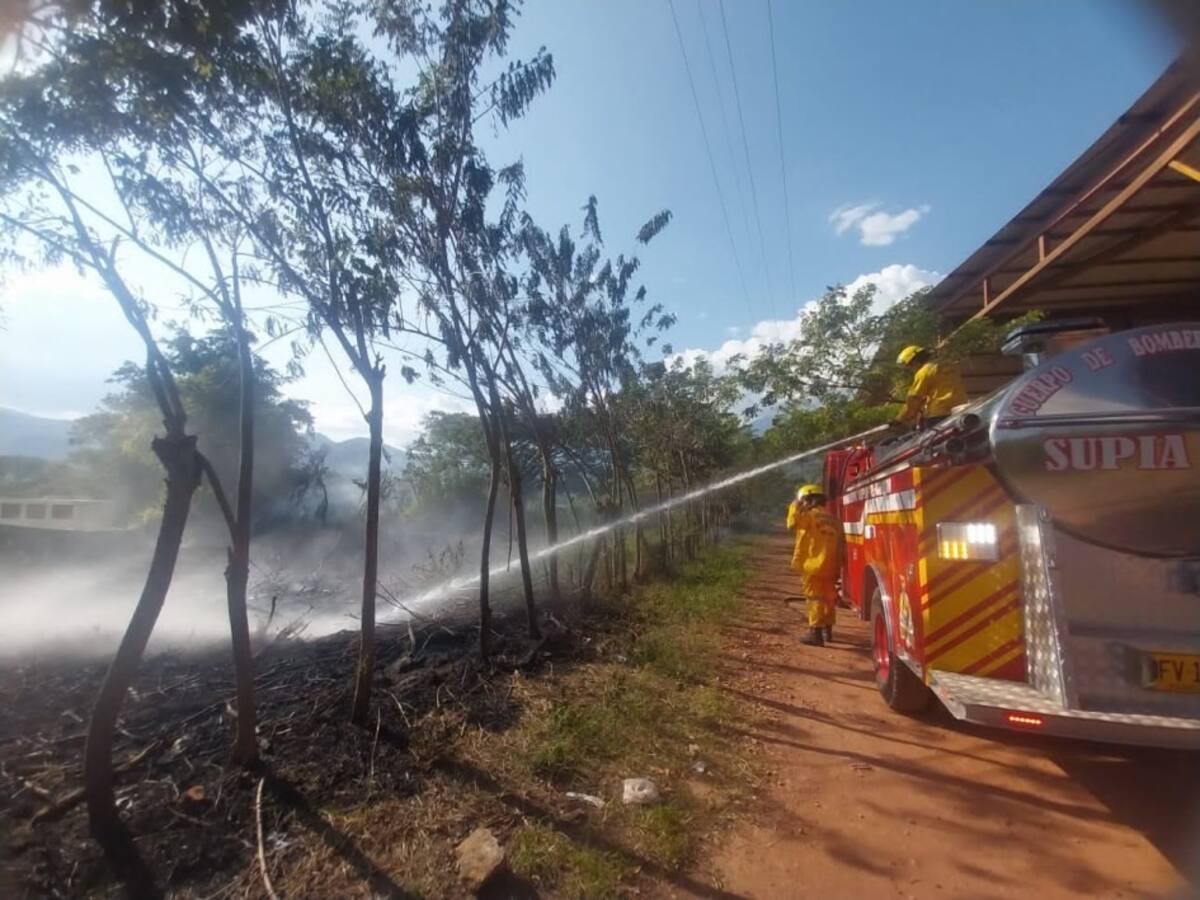11 municipios de Caldas en alerta roja por ocurrencia de incendios forestales