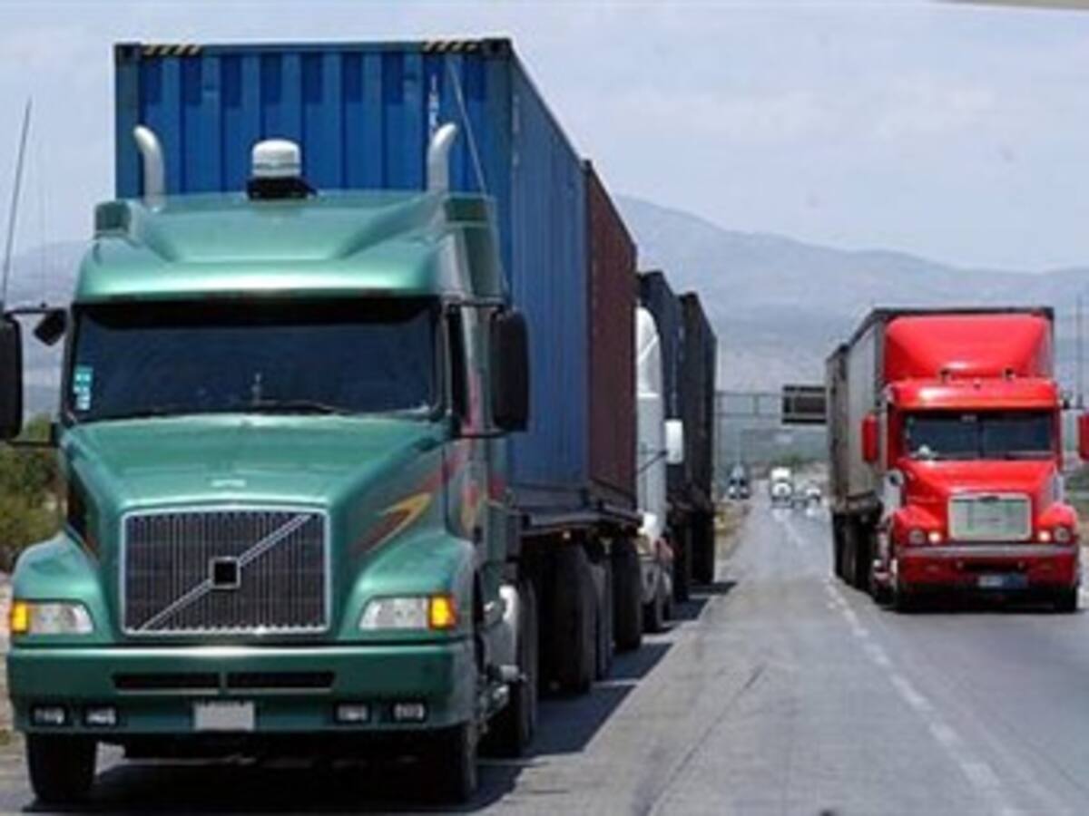 Mintransporte denuncia competencia desleal entre empresas de carga