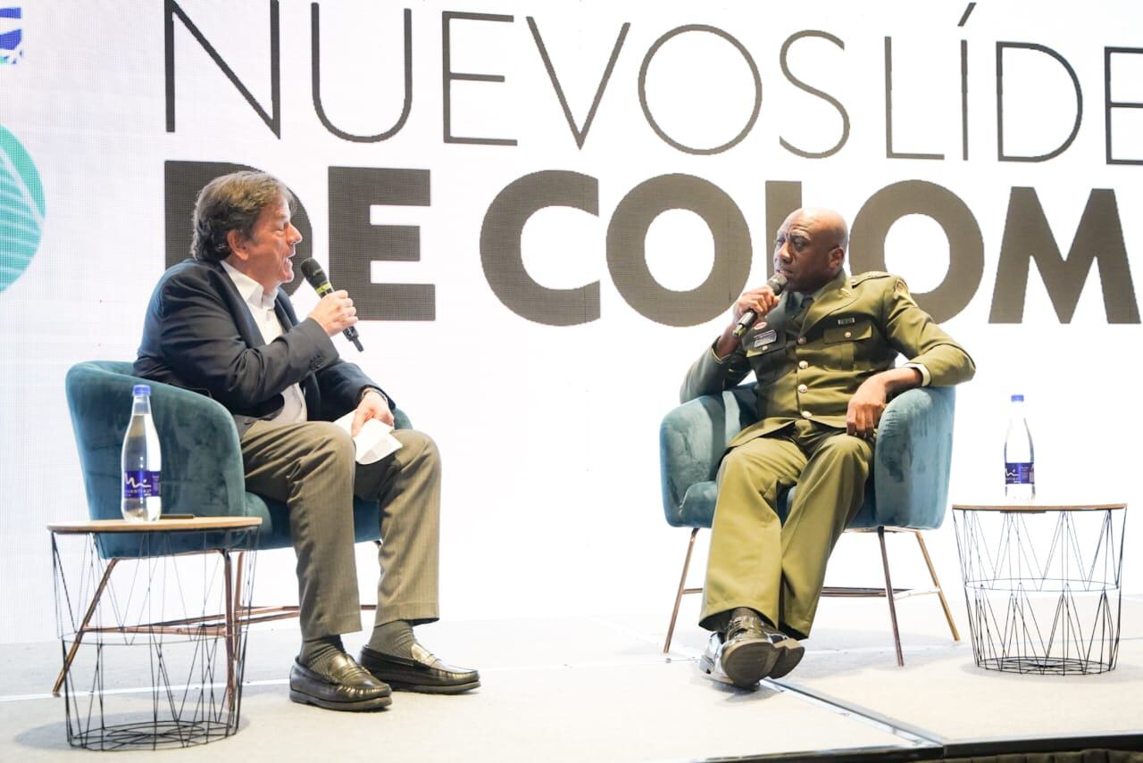 El Encuentro de los Nuevos Líderes de Colombia celebró a labor de 75 personas que, desde diferentes áreas, trabajan por generar desarrollo para el país. | Foto: Caracol Radio