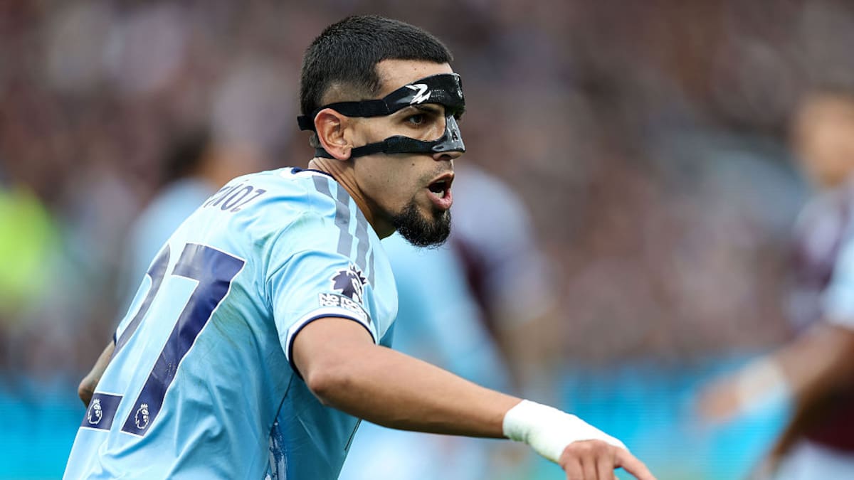 Daniel Muñoz, gran figura del Nottingham Forest en la victoria sobre Aston Villa por Premier League