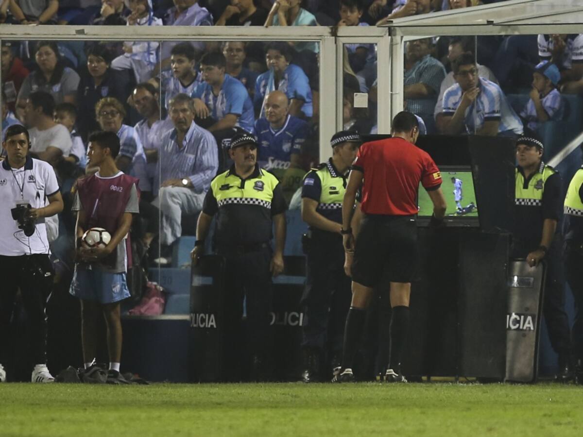 Las Eliminatorias Sudamericanas a Qatar 2022 contarán con el VAR