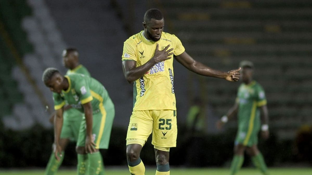 Cuenú jugará su segunda temporada en la A, números del nuevo defensa azul