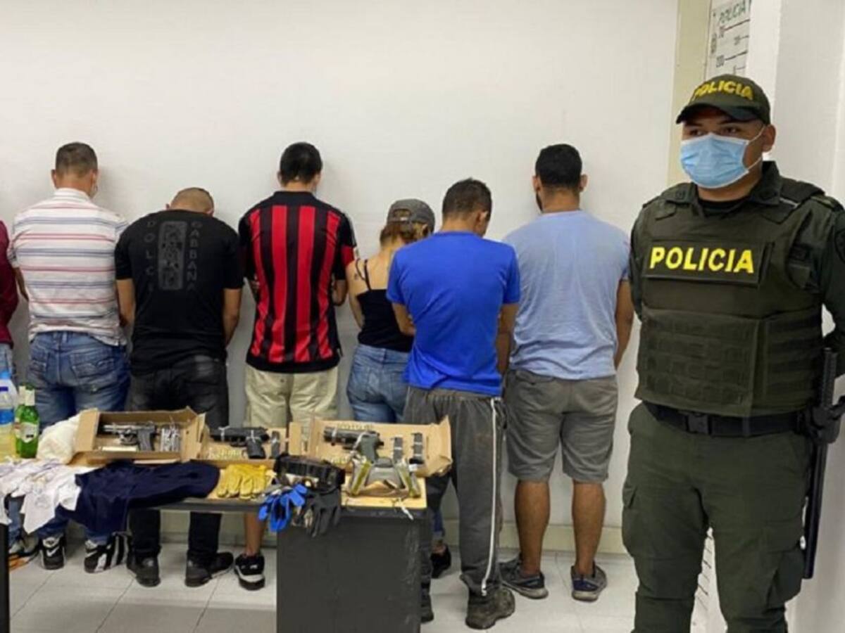 Capturados 7 integrantes de primera línea con insumos para “bombas molotov”