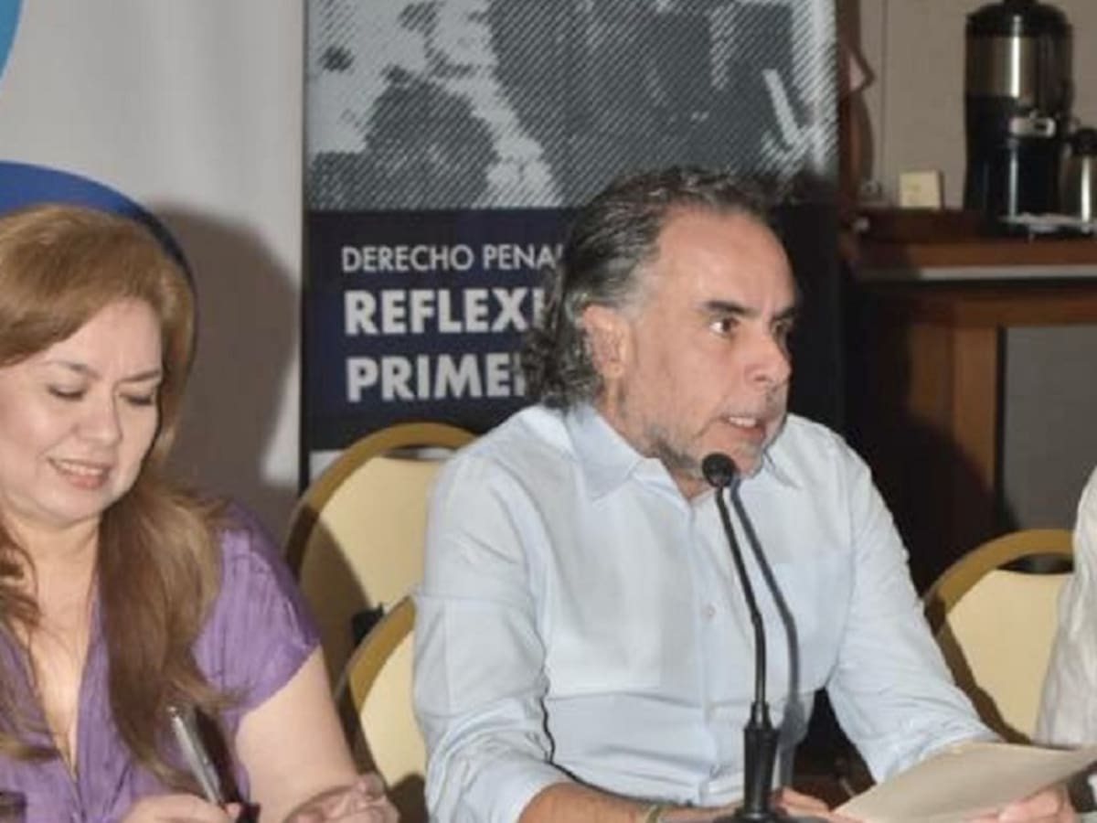 Benedetti revela que Colombia prevé exploración de gas con Venezuela